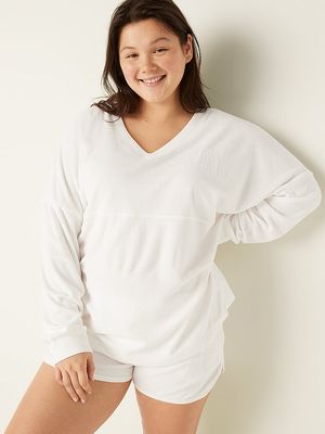 Camiseta Varsity con Cuello en V