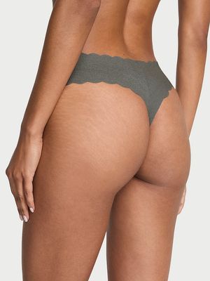 Panty Tanga No-Show con borde scalloped